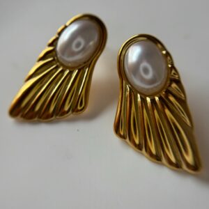 Arete alas